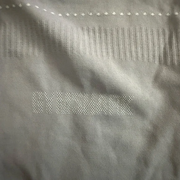 Gymshark Cropped Workout Tank With Adjustable Drawstring Hem - Picture 2 of 5